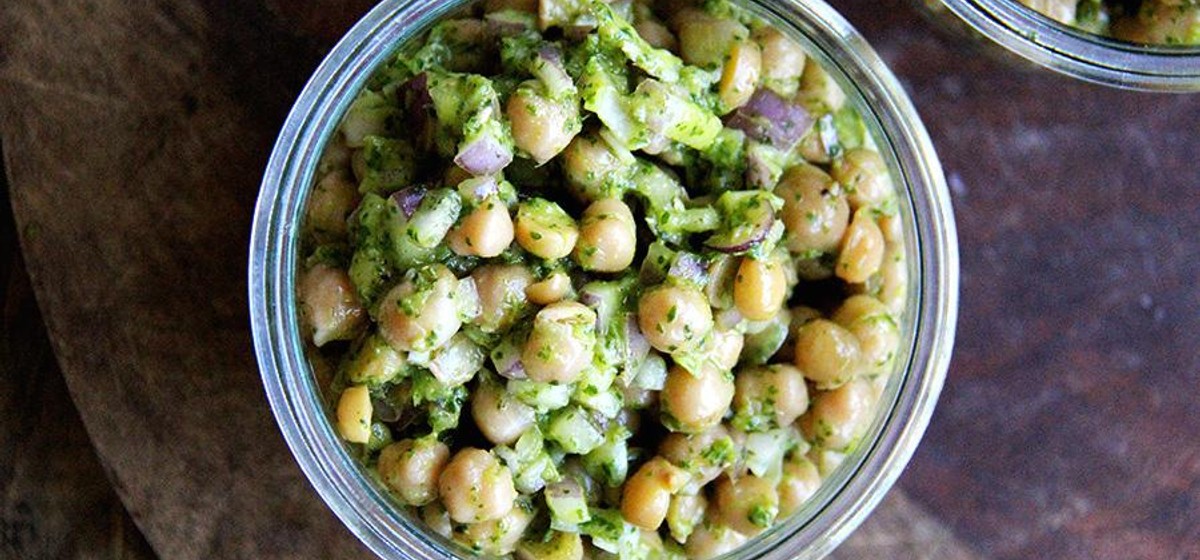 Beat Cooking Ruts: Refreshing Cilantro Lime Chickpea Salad Recipe